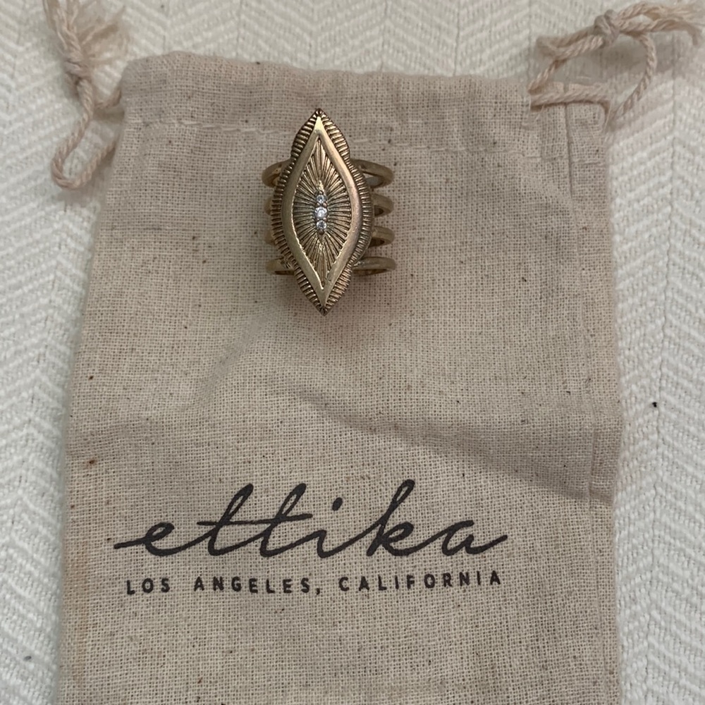 Ettika Bohemian Ring